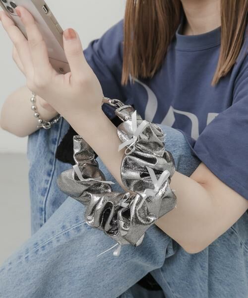 SMELLY / スメリー モバイルケース | リボンシュシュハンドルストラップ | 詳細21