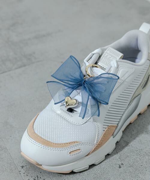SMELLY / スメリー シューケア | リボンハートアシメスニーカーチャーム | 詳細1