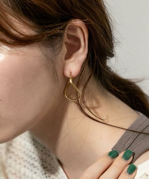 SMELLY / スメリー ピアス・イヤリング | ネジリフープピアス | 詳細13