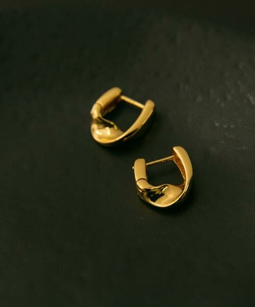 SMELLY / スメリー ピアス・イヤリング | SMELLY so’　twist pierce | 詳細2