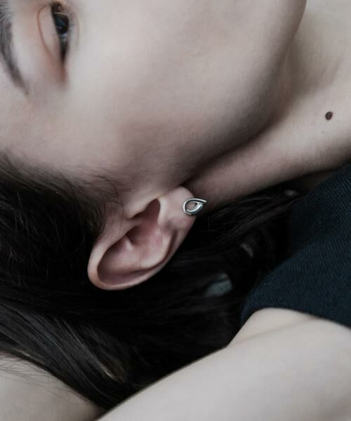 SMELLY / スメリー ピアス・イヤリング | SMELLY so’　asymmetric solid pierce | 詳細3