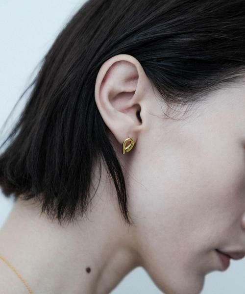 SMELLY / スメリー ピアス・イヤリング | SMELLY so’　asymmetric solid pierce | 詳細3