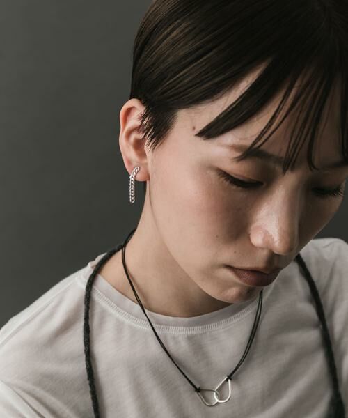SMELLY / スメリー ピアス・イヤリング | SMELLY so’　asymmetry chain earring | 詳細3