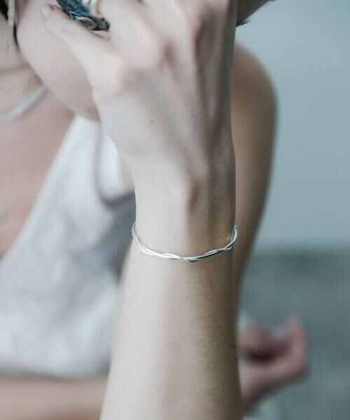 SMELLY / スメリー ブレスレット・バングル | SMELLY so’　twist chain bangle | 詳細5