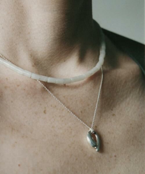 SMELLY / スメリー ネックレス・ペンダント・チョーカー | SMELLY so’　asymmetric solid necklace | 詳細2