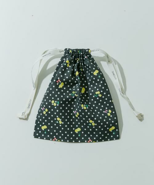 SMELLY/スメリー 『WEB/一部店舗限定』プリントキンチャクポーチ ブラック系その他 S SMELLY/スメリー 『WEB/一部店舗限定』プリントキンチャクポーチ ブラック系その他 S