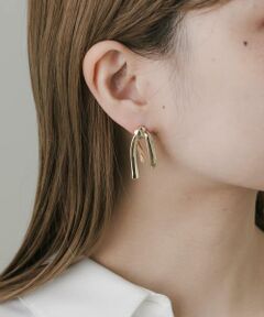 SMELLY / スメリー ピアス・イヤリング | ニュアンスメタルリボンモチーフピアス