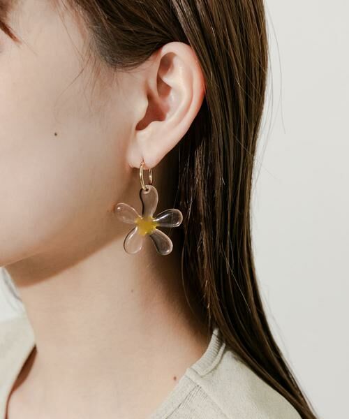 SMELLY / スメリー ピアス・イヤリング | クリアフラワーメタルフープピアス | 詳細4