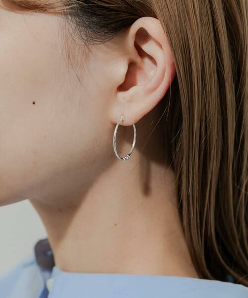 SMELLY / スメリー ピアス・イヤリング | スィンフープピアス | 詳細4