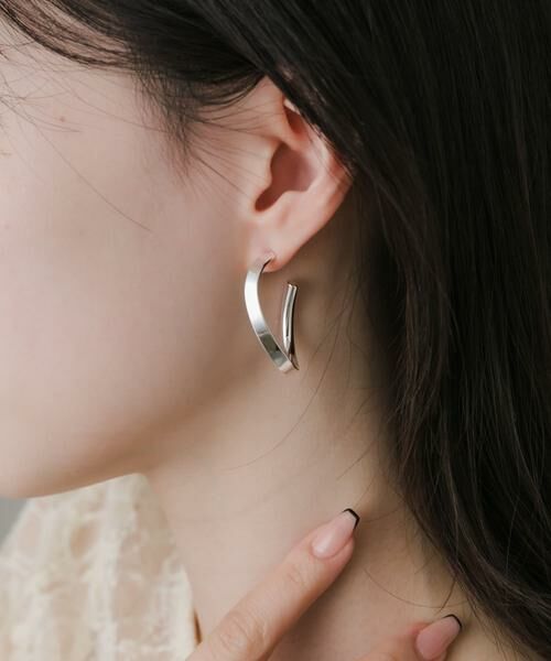 SMELLY / スメリー ピアス・イヤリング | メタルニュアンスカーブピアス | 詳細1