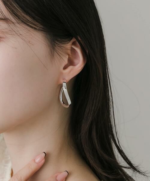 SMELLY / スメリー ピアス・イヤリング | メタルニュアンスカーブピアス | 詳細2