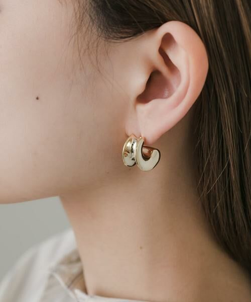 SMELLY / スメリー ピアス・イヤリング | ニュアンスカーブワイドピアス | 詳細1