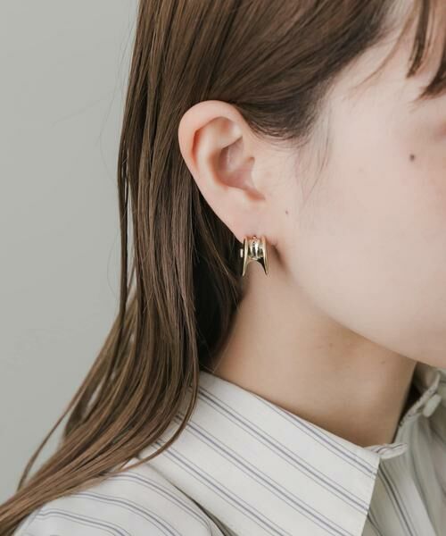 SMELLY / スメリー ピアス・イヤリング | ニュアンスカーブワイドピアス | 詳細4