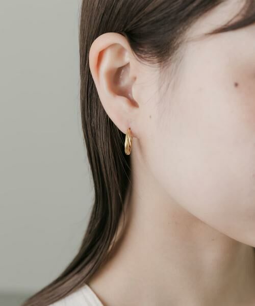 SMELLY / スメリー ピアス・イヤリング | ステンレスツイストフープピアス | 詳細2
