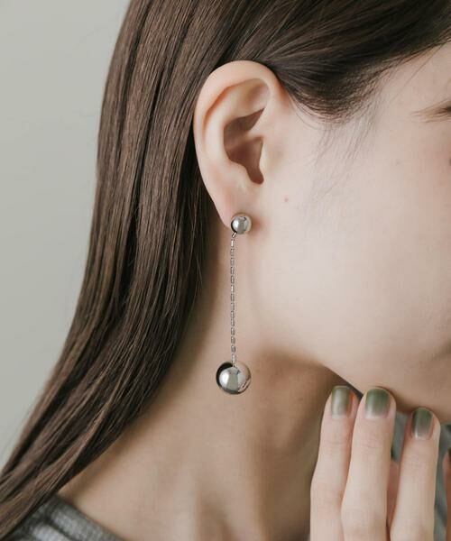 SMELLY / スメリー ピアス・イヤリング | メタルボールスウェイロングピアス | 詳細1