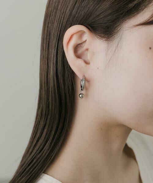 SMELLY / スメリー ピアス・イヤリング | ステンレスアシメメタルボール2WAYピアス | 詳細2