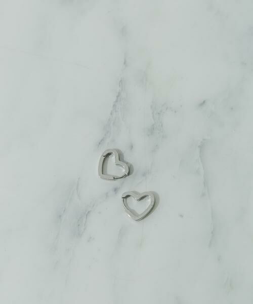 SMELLY / スメリー ピアス・イヤリング | ステンレスハートワンタッチピアス | 詳細1