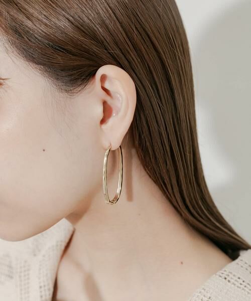 SMELLY / スメリー ピアス・イヤリング | オーバルフープピアス | 詳細1