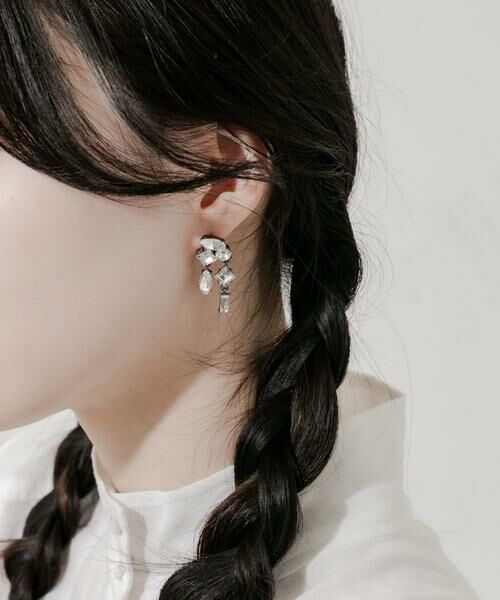 SMELLY / スメリー ピアス・イヤリング | ビジュースウィングピアス | 詳細1