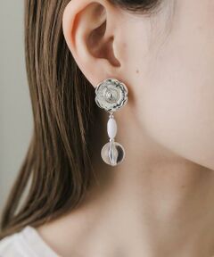 SMELLY / スメリー ピアス・イヤリング | フラワードロップジュシイヤリング