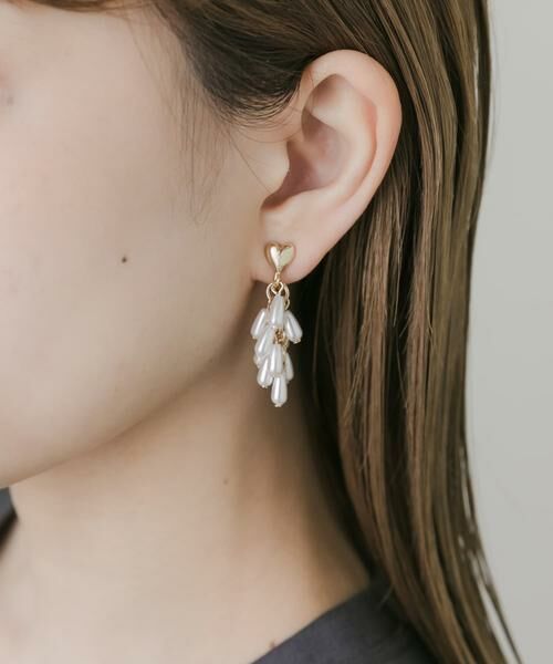 SMELLY / スメリー ピアス・イヤリング | メタルハートパールシャワーイヤリング | 詳細1