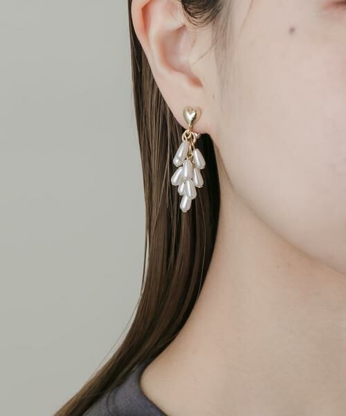 SMELLY / スメリー ピアス・イヤリング | メタルハートパールシャワーイヤリング | 詳細2