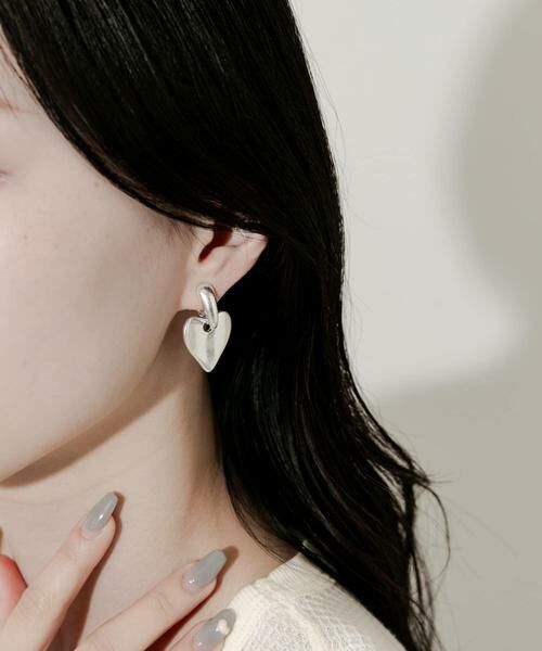 SMELLY / スメリー ピアス・イヤリング | ハートマットイヤリング | 詳細3