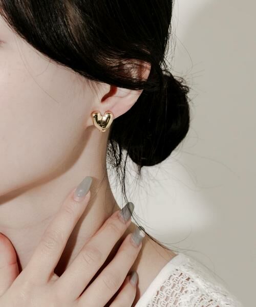 SMELLY / スメリー ピアス・イヤリング | メタルハートクリップイヤリング | 詳細1