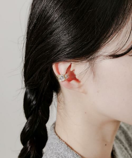 SMELLY / スメリー ピアス・イヤリング | ビジューハートワイドイヤカフ（ゴールド）