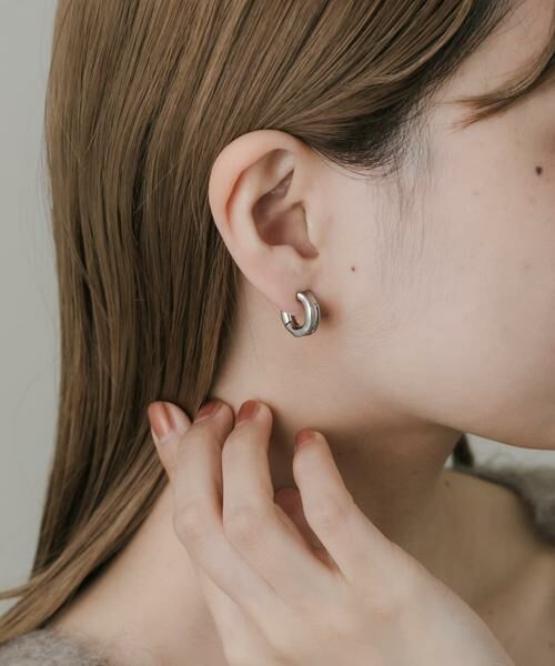 SMELLY / スメリー ピアス・イヤリング | ニュアンスメタルフープクリップイヤリング | 詳細9