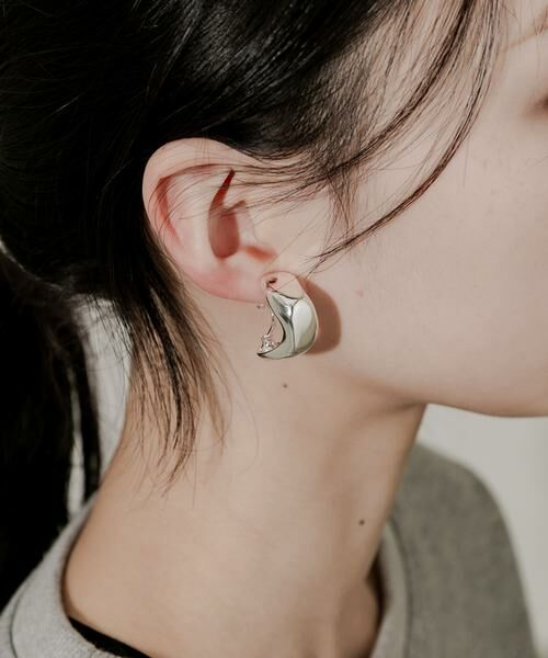 SMELLY / スメリー ピアス・イヤリング | ニュアンスワイドフープイヤリング | 詳細5