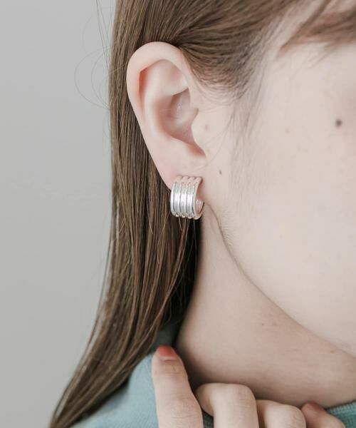 SMELLY / スメリー ピアス・イヤリング | トリプルフープイヤリング | 詳細2