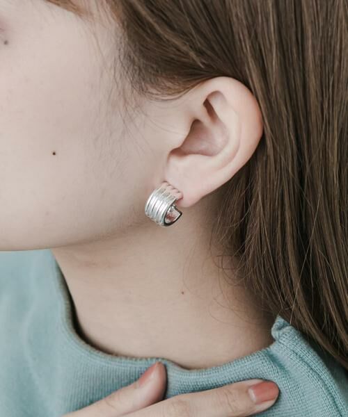 SMELLY / スメリー ピアス・イヤリング | トリプルフープイヤリング | 詳細4