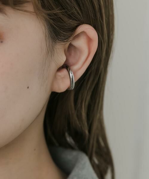 SMELLY / スメリー ピアス・イヤリング | ステンレスシンプルイヤカフ | 詳細3