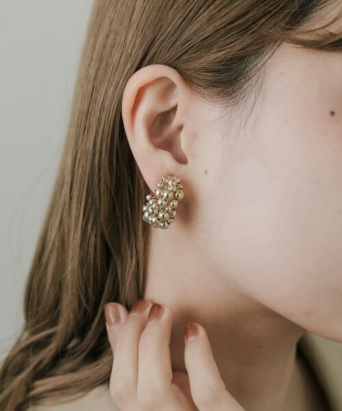 SMELLY / スメリー ピアス・イヤリング | メタルビーズフープイヤリング | 詳細1