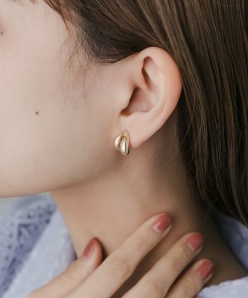 SMELLY / スメリー ピアス・イヤリング | ダブルメタルモチーフイヤリング | 詳細1