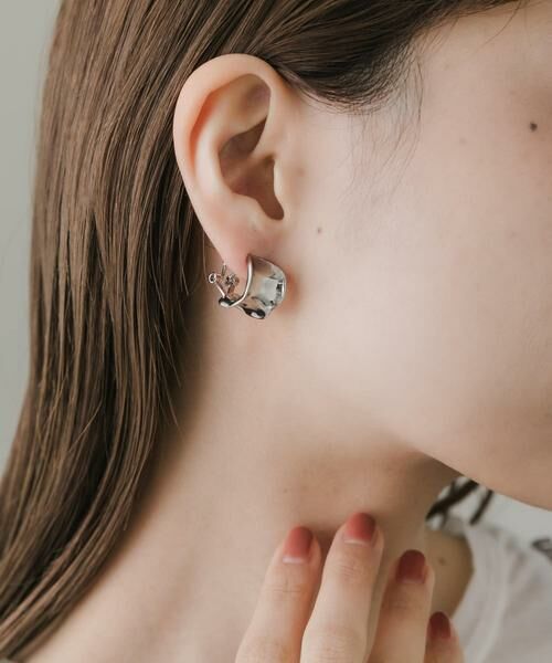 SMELLY / スメリー ピアス・イヤリング | ニュアンスメタルワイドフープイヤリング | 詳細2