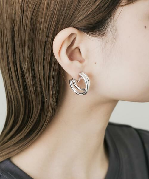 SMELLY / スメリー ピアス・イヤリング | ダブルラインフープイヤリング | 詳細1