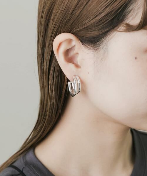 SMELLY / スメリー ピアス・イヤリング | ダブルラインフープイヤリング（シルバー）