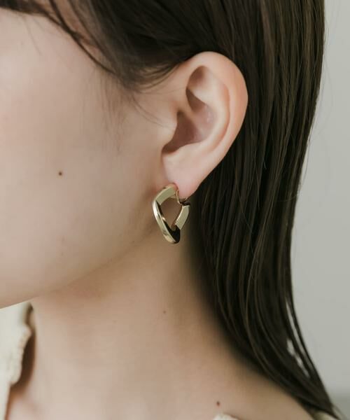 SMELLY / スメリー ピアス・イヤリング | プレートデザインフープイヤリング | 詳細1