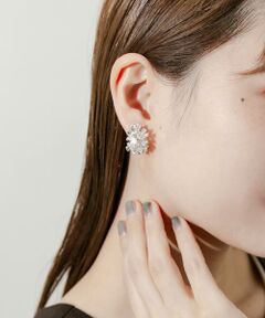 SMELLY / スメリー ピアス・イヤリング | メタルフラワーイヤリング