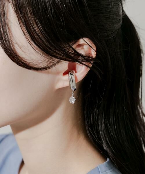 SMELLY / スメリー ピアス・イヤリング | スウィングビジューイヤカフ | 詳細1