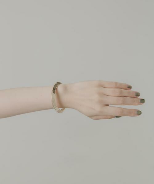 SMELLY / スメリー ブレスレット・バングル | アンギュラーバングル | 詳細1