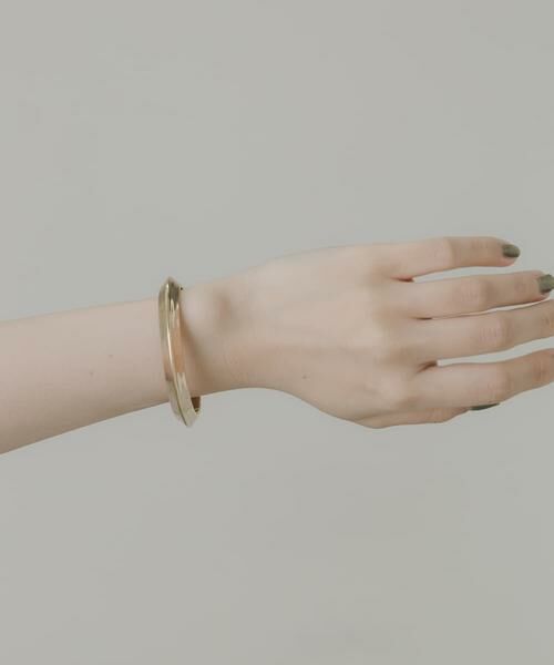 SMELLY / スメリー ブレスレット・バングル | アンギュラーバングル | 詳細2