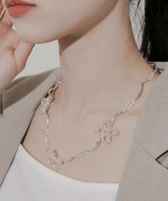 SMELLY / スメリー ネックレス・ペンダント・チョーカー | ビーズフラワーモチーフチョーカーネックレス