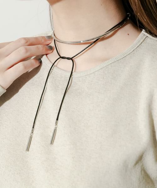 SMELLY / スメリー ネックレス・ペンダント・チョーカー | メタルカーブスライドチョーカーネックレス | 詳細1