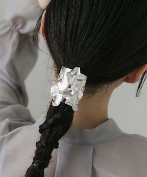 SMELLY / スメリー ヘアゴム・シュシュ | メタルフラワーヘアカフ | 詳細1