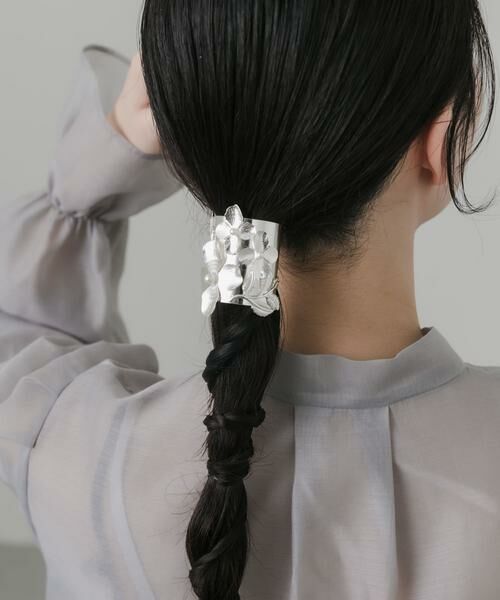 SMELLY / スメリー ヘアゴム・シュシュ | メタルフラワーヘアカフ | 詳細3