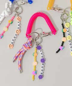 SMELLY / スメリー キーホルダー・ストラップ | カラフルコイルビーズキーチェーン