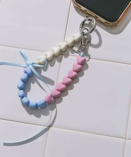 SMELLY / スメリー モバイルケース | カラフルミニハートリボンキーチェーン | 詳細1